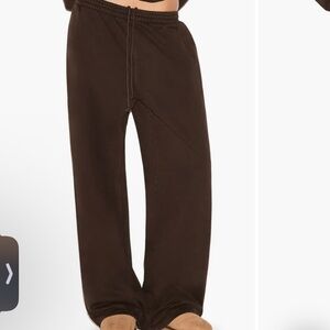 SKIMS boyfriend fleece baggy sweatpants espresso small